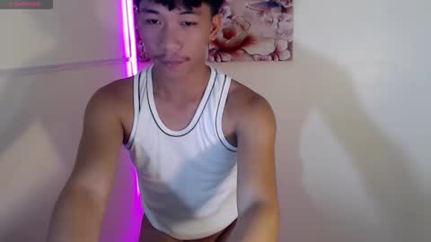 Snapshot of itsme_cxhennn chatting on October 20, 8:53 pm itsme_cxhennn online show from October 20, 8:53 pm