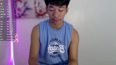 Snapshot of itsme_cxhennn chatting on October 26, 6:52 am itsme_cxhennn online show from October 26, 6:52 am