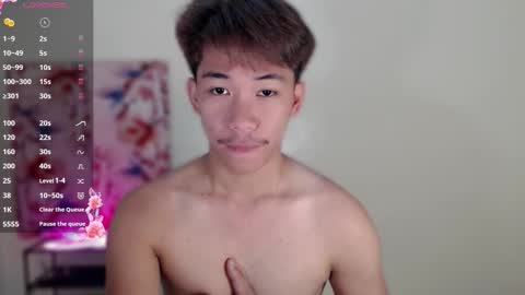 Snapshot of itsme_cxhennn chatting on November 19, 4:01 am itsme_cxhennn online show from November 19, 4:01 am