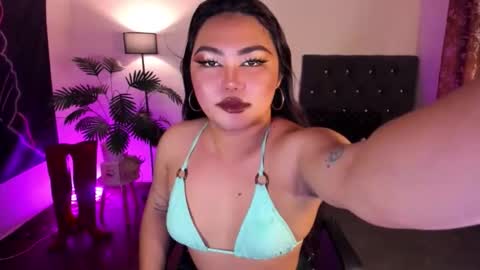 Snapshot of itsmesianaa29 chatting on May 16, 7:49 am Siana online show from May 16, 7:49 am