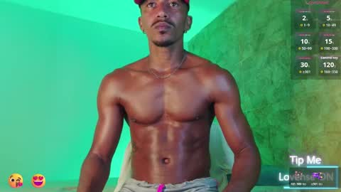 Snapshot of itsmikenoir chatting on November 18, 6:12 pm Limited offer 50 online show from November 18, 6:12 pm