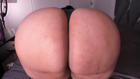 Moon online show from June 11, 7:01 pm