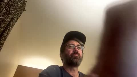 Snapshot of itsschmee85 chatting on October 17, 2:15 am itsschmee85 online show from October 17, 2:15 am