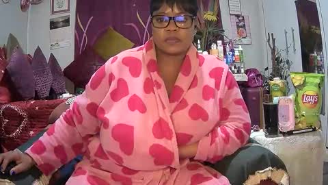 itumeleng74 online show from November 12, 7:03 pm