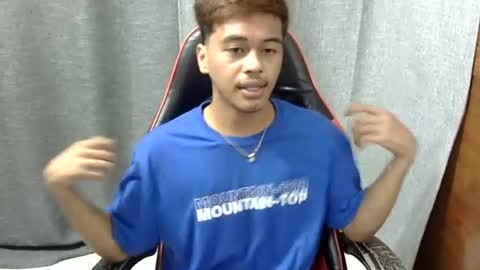 Snapshot of itzme_jhonfred chatting on July 23, 11:19 am Jhonfred online show from July 23, 11:19 am