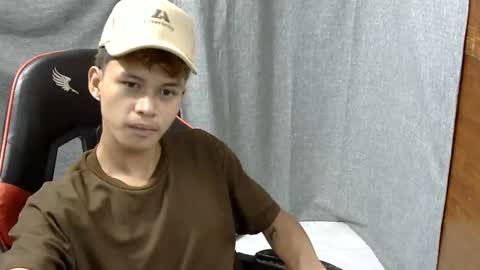 itzme_john online show from June 4, 8:26 pm