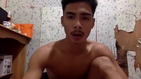 itzme_urboy online show from May 11, 11:05 am