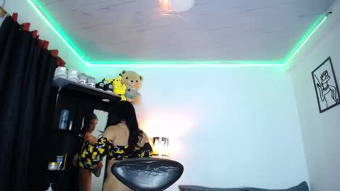 y  online show from December 22, 12:29 am