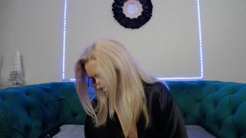 ivanacharm online show from December 2, 4:40 am