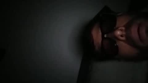 Snapshot of ivanchelon chatting on November 15, 8:22 am Vanchi online show from November 15, 8:22 am