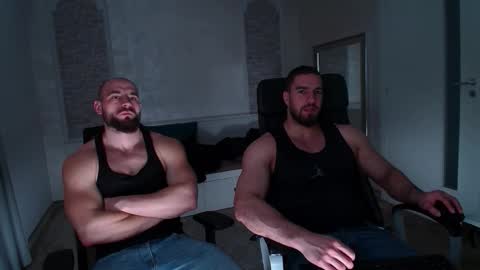 IvanHydee online show from February 18, 6:09 am