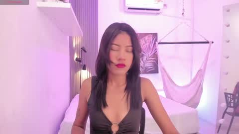 ivania_lua online show from April 28, 11:26 am