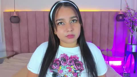 Snapshot of ivannaavega chatting on October 17, 4:48 am Ivanna online show from October 17, 4:48 am