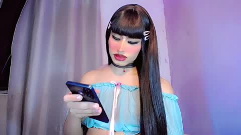Snapshot of ivannahot23 chatting on December 22, 8:16 am ivannahot23 online show from December 22, 8:16 am