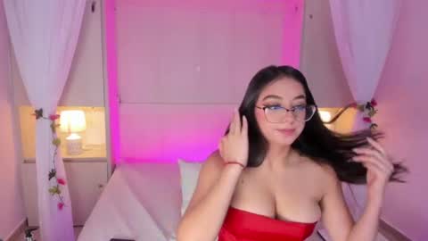 Ivy online show from July 26, 4:09 am
