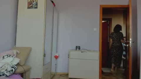 Snapshot of iveto69 chatting on July 5, 5:25 am Iveta online show from July 5, 5:25 am