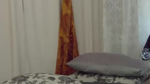 Snapshot of ivettasplash chatting on March 5, 2:14 am IrennaSplash online show from March 5, 2:14 am