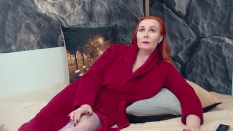 Snapshot of ivettasplash chatting on November 27, 1:18 am IrennaSplash online show from November 27, 1:18 am