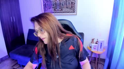 IVETTE online show from March 1, 1:46 pm