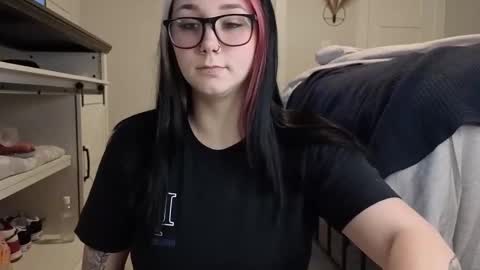 ivey jade online show from October 29, 5:10 am