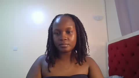 Snapshot of ivory_mae chatting on June 21, 9:01 am ivory_mae online show from June 21, 9:01 am