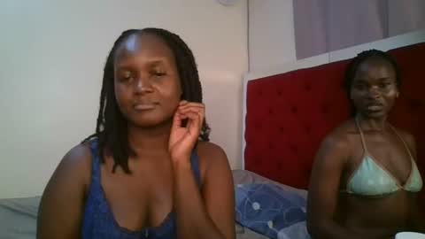Snapshot of ivory_mae chatting on June 24, 1:15 am ivory_mae online show from June 24, 1:15 am