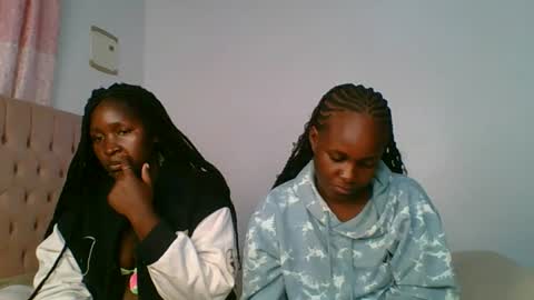 Snapshot of ivory_mae chatting on July 28, 5:12 pm ivory_mae online show from July 28, 5:12 pm