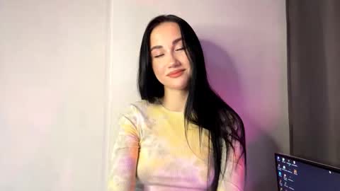 Snapshot of ivoryhochstine chatting on November 28, 1:47 pm Nika online show from November 28, 1:47 pm