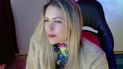 Snapshot of ivy__taylorr chatting on October 23, 8:29 pm Diana Rojas online show from October 23, 8:29 pm