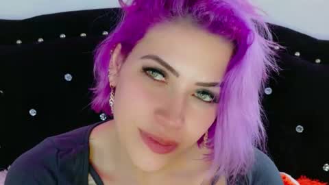 Diana Rojas  online show from July 28, 6:20 pm