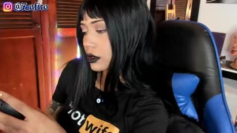   -    online show from July 31, 1:05 am
