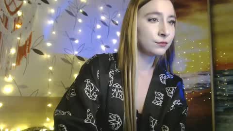 Ivy online show from February 10, 10:51 pm