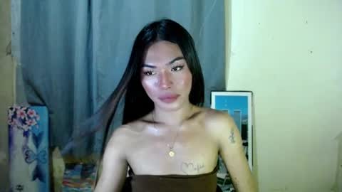 Snapshot of ivy_moorexoxo chatting on June 19, 3:49 pm Ivy online show from June 19, 3:49 pm