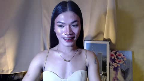 Snapshot of ivy_moorexoxo chatting on July 22, 6:38 am Ivy online show from July 22, 6:38 am