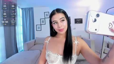 Snapshot of ivy_rein chatting on July 28, 8:23 pm NEW MODEL Ivy online show from July 28, 8:23 pm