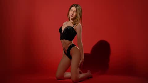 Snapshot of ivy_whyte chatting on February 28, 2:53 am Ivy online show from February 28, 2:53 am