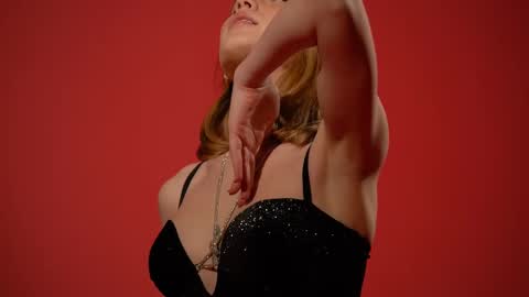 Snapshot of ivy_whyte chatting on March 7, 2:57 am Ivy online show from March 7, 2:57 am