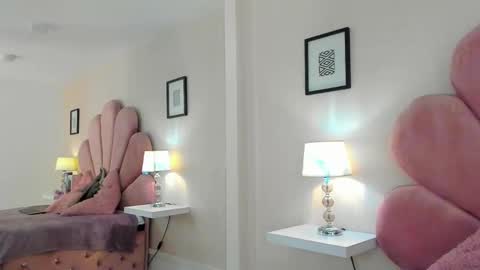 Ivy  online show from March 12, 5:49 pm