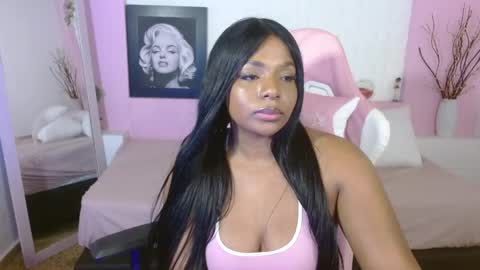 i v y  b l i s s online show from May 3, 10:21 am