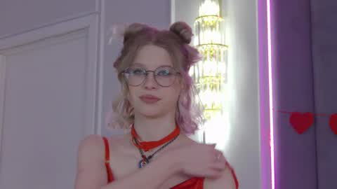  Ivy  online show from February 17, 6:47 pm