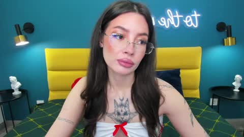 Ivy online show from June 7, 1:21 am