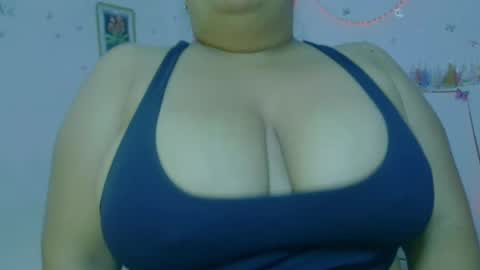 ivydesouza online show from June 10, 4:56 am