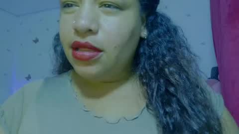 ivydesouza online show from July 27, 7:32 pm
