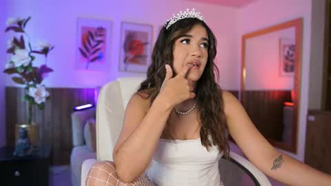 Ivy Grabes online show from June 26, 7:51 pm