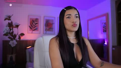 Ivy Grabes online show from July 13, 11:35 am