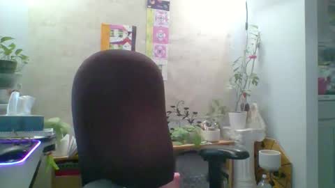 Snapshot of ivyjane3522 chatting on April 25, 11:46 am ivyjane3522 online show from April 25, 11:46 am