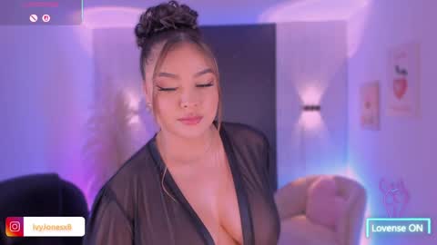 Ivy online show from May 16, 12:07 am
