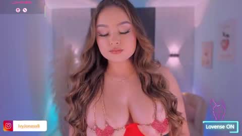 Ivy online show from June 15, 4:42 pm