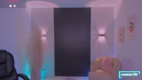 Ivy online show from July 3, 1:34 am