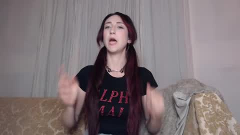 Snapshot of ivyrosiex chatting on October 4, 1:25 am Ivy Rosie online show from October 4, 1:25 am